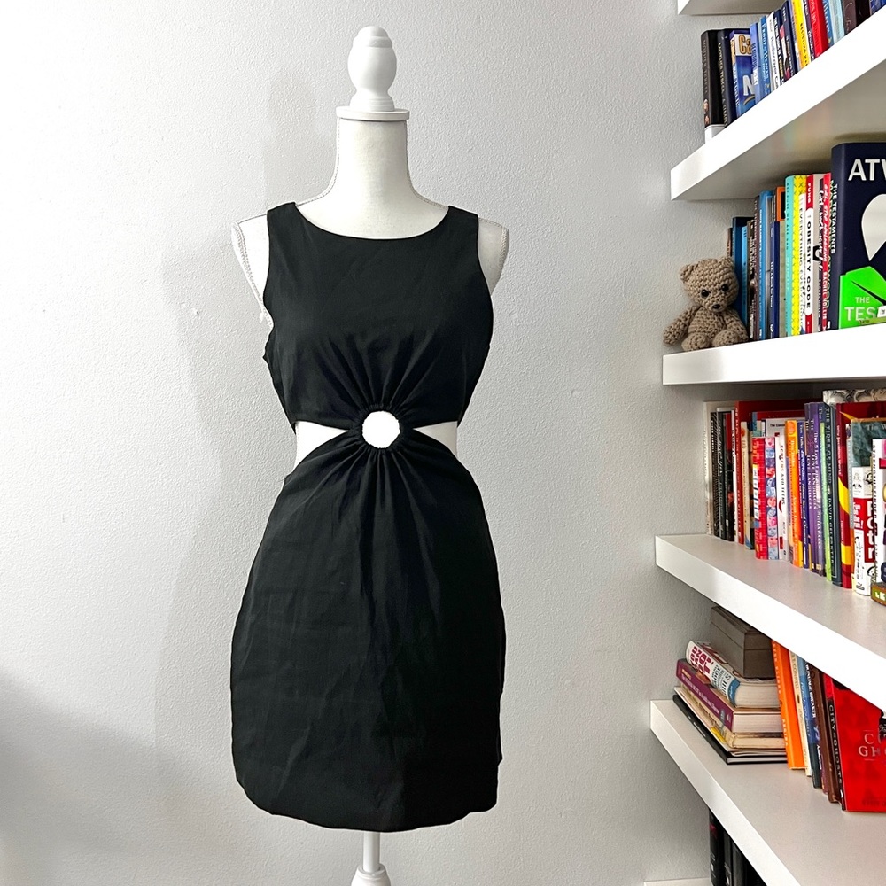 Zara black keyhole dress, size medium